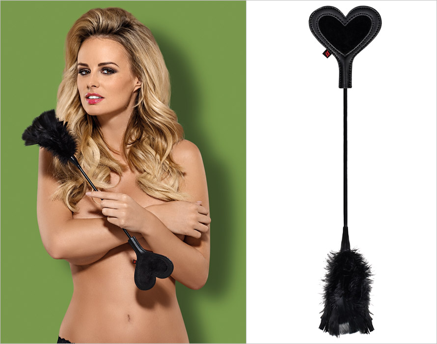 Obsessive Feather Spanker A704 - Black