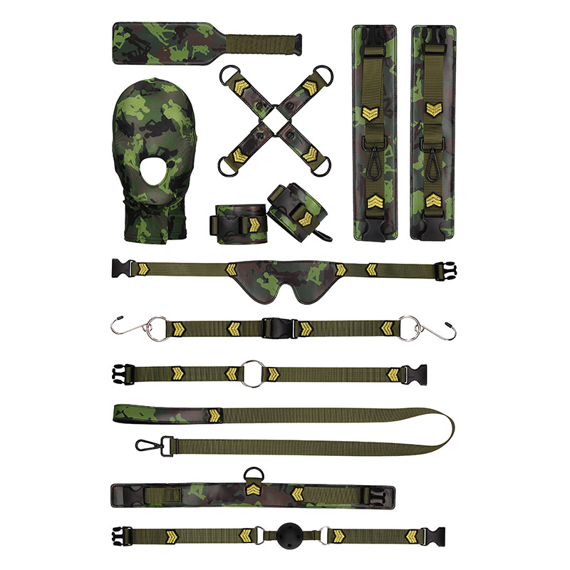 Ouch! Army Bondage Kit  Set de bondage militaire pour jeux BDSM