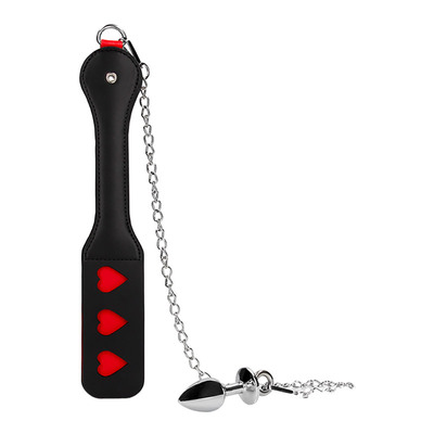 Ouch! Hearts Paddle | Tapette avec des coeur et plug anal en métal
