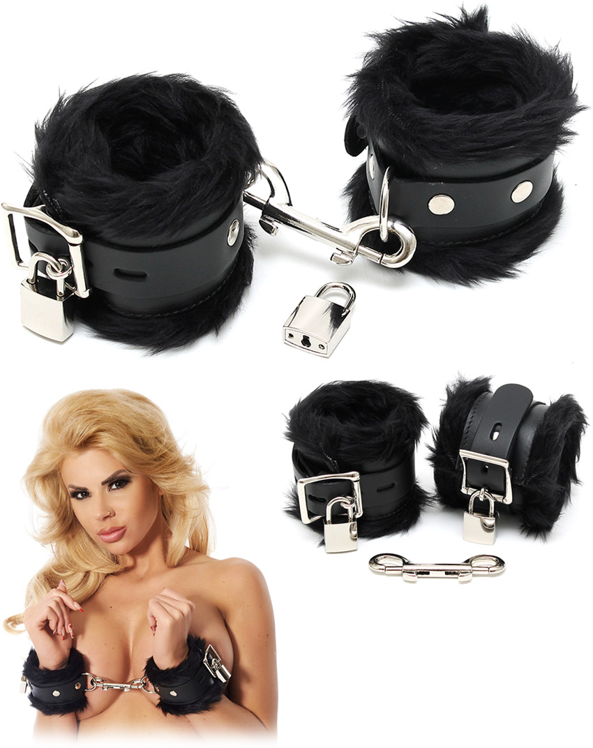 Rimba handcuffs in leather and faux fur with padlock